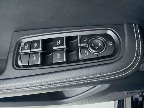 Certified 2023 Porsche Macan GTS AWD/4WD image 8