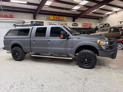 Used 2016 Ford F250 XLT w/ XLT Value Package AWD/4WD image 10