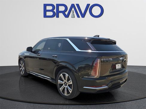 New 2026 Cadillac Escalade IQ Luxury 1 w/ LPO, Floor Liner Package image 5