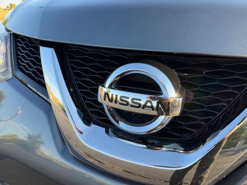 Used 2015 Nissan Rogue SL w/ SL Premium Package AWD/4WD image 22