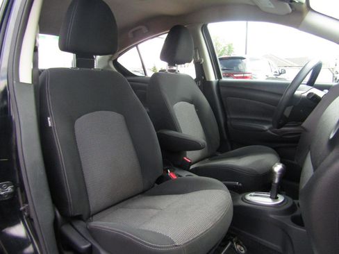 Used 2019 Nissan Versa SV FWD image 22