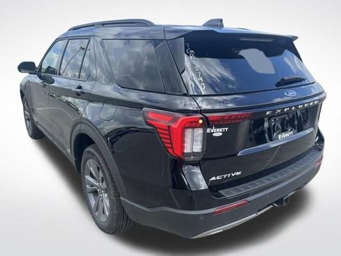 New 2026 Ford Explorer Active w/ Active Comfort Package AWD/4WD image 7
