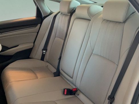 Used 2021 Honda Accord Touring image 27
