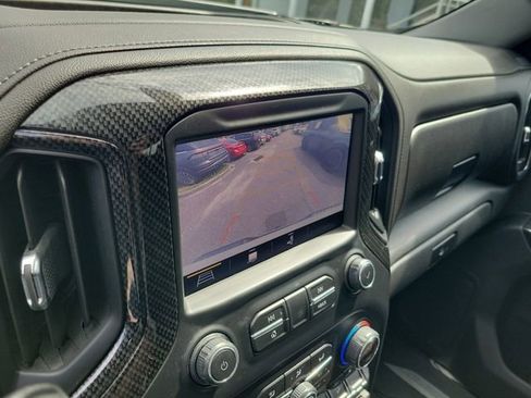 Used 2019 Chevrolet Silverado 1500 LTZ w/ LTZ Plus Package AWD/4WD image 28