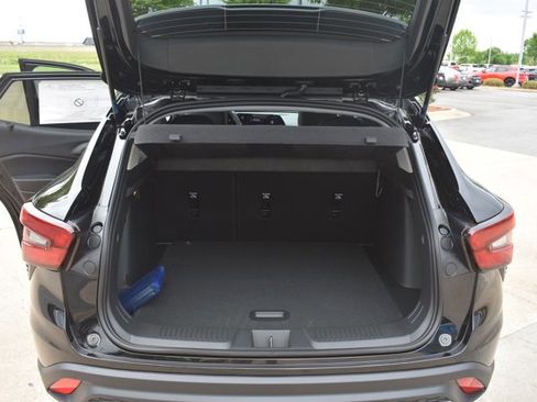 New 2026 Chevrolet Trax LT image 17