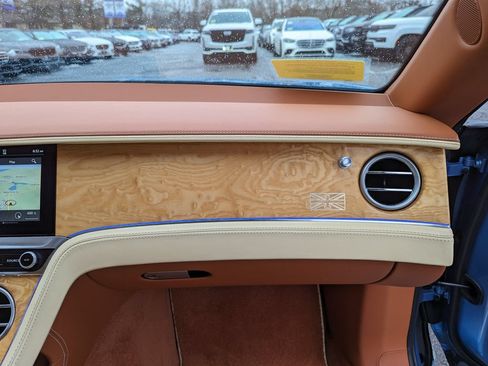 Used 2020 Bentley Continental GT AWD/4WD image 38