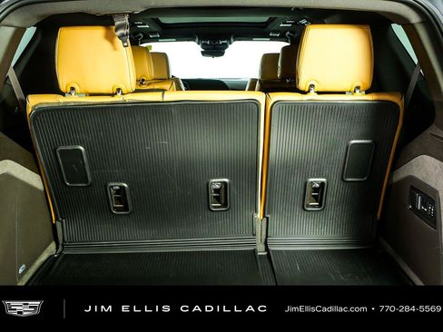 Used 2024 Cadillac Escalade Sport w/ LPO, ONYX Package AWD/4WD image 33