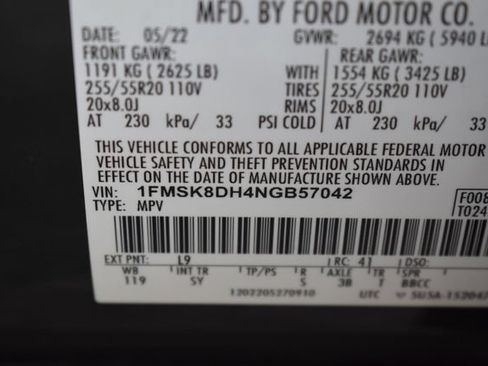 Used 2022 Ford Explorer XLT w/ Equipment Group 202A AWD/4WD image 36