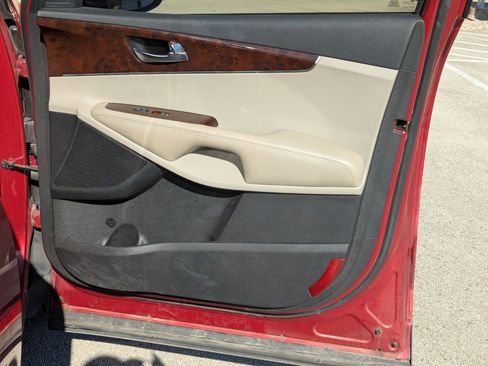 Used 2016 Kia Sorento LX w/ LX Convenience Package image 26