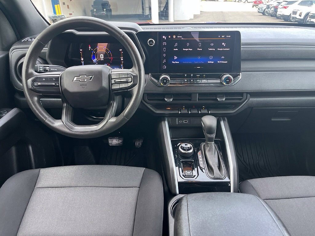Used 2023 Chevrolet Colorado Trail Boss w/ Technology Package AWD/4WD image 28