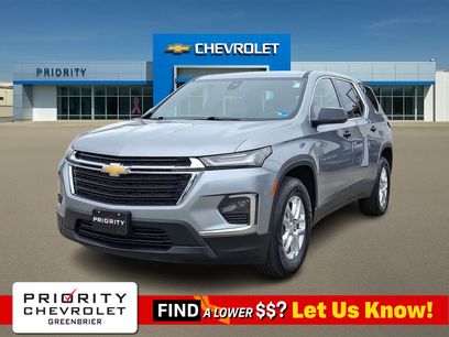 Used 2023 Chevrolet Traverse LS