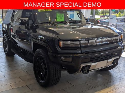 Used 2026 GMC Hummer EV SUV AWD/4WD image 3