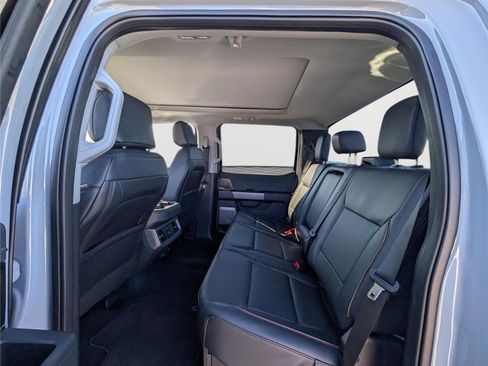 Used 2026 Ford F450 Lariat AWD/4WD image 15