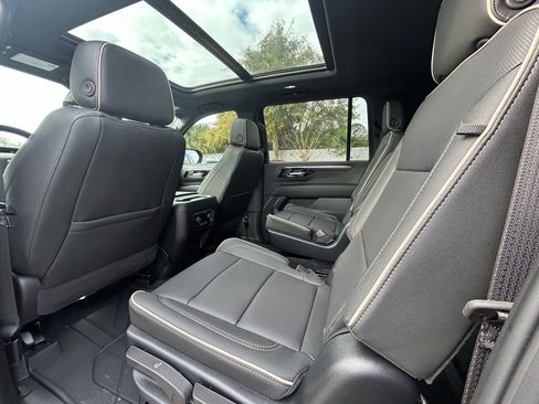 New 2026 Chevrolet Suburban Premier w/ Sun And Tow Package AWD/4WD image 14