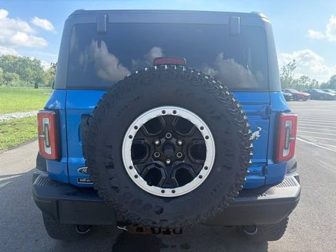 Used 2023 Ford Bronco Badlands w/ Sasquatch Package AWD/4WD image 9