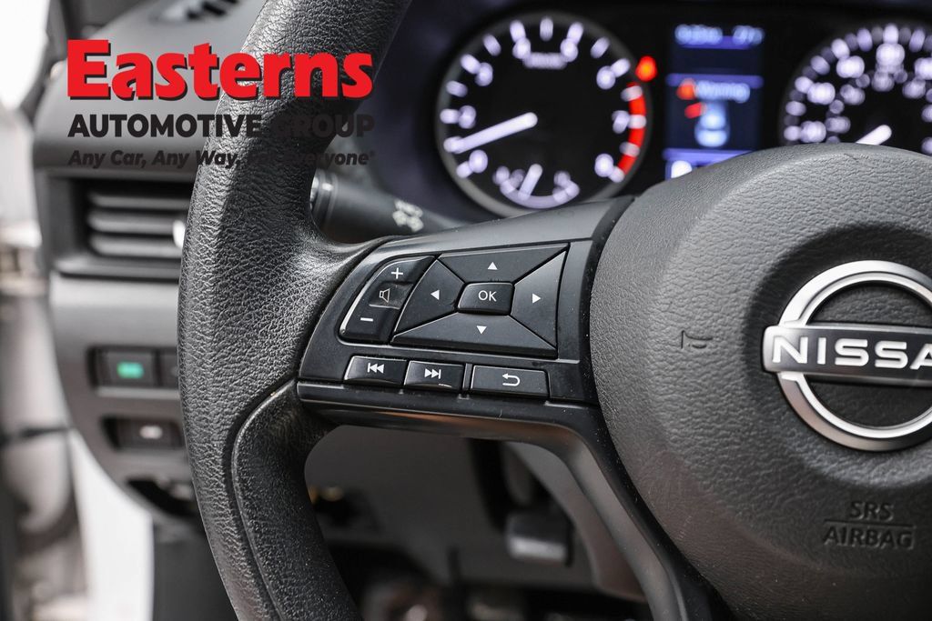 Used 2024 Nissan Sentra S FWD image 14