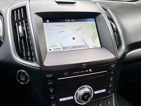 Used 2019 Ford Edge ST image 5