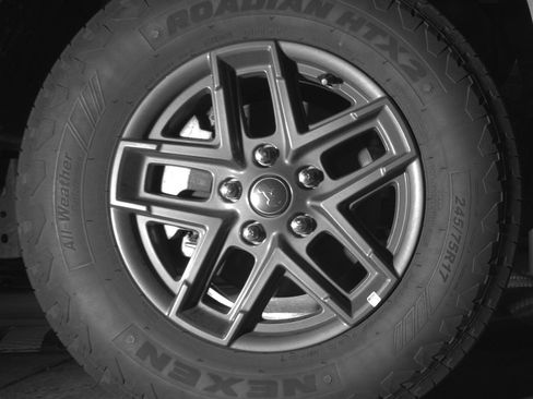 Used 2025 Jeep Wrangler Sport S image 13