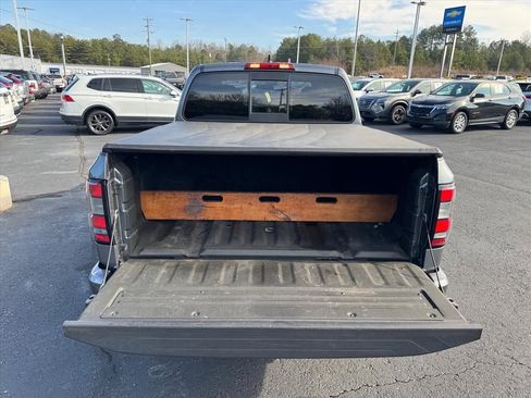 Used 2022 Nissan Frontier Pro-X image 9