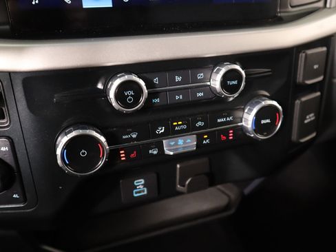 Used 2023 Ford F150 XLT w/ Equipment Group 302A High image 8