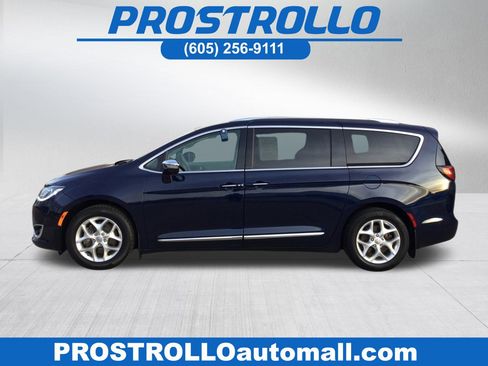 Used 2020 Chrysler Pacifica Limited w/ Advanced Safetytec Group image 1