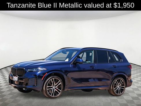 Used 2026 BMW X5 sDrive40i w/ M Sport Package RWD image 3