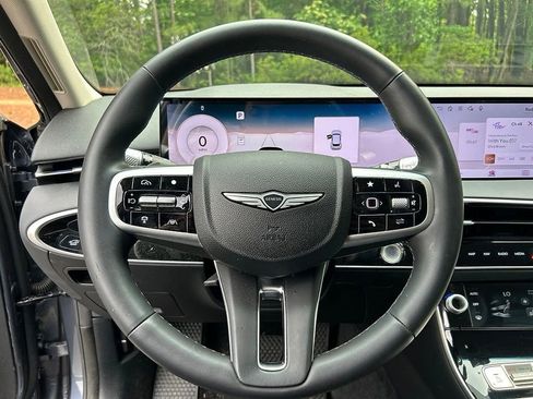 Used 2026 Genesis GV70 2.5T AWD/4WD image 8