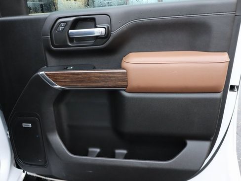 Used 2023 Chevrolet Silverado 3500 High Country w/ Z71 Off-Road Package image 28