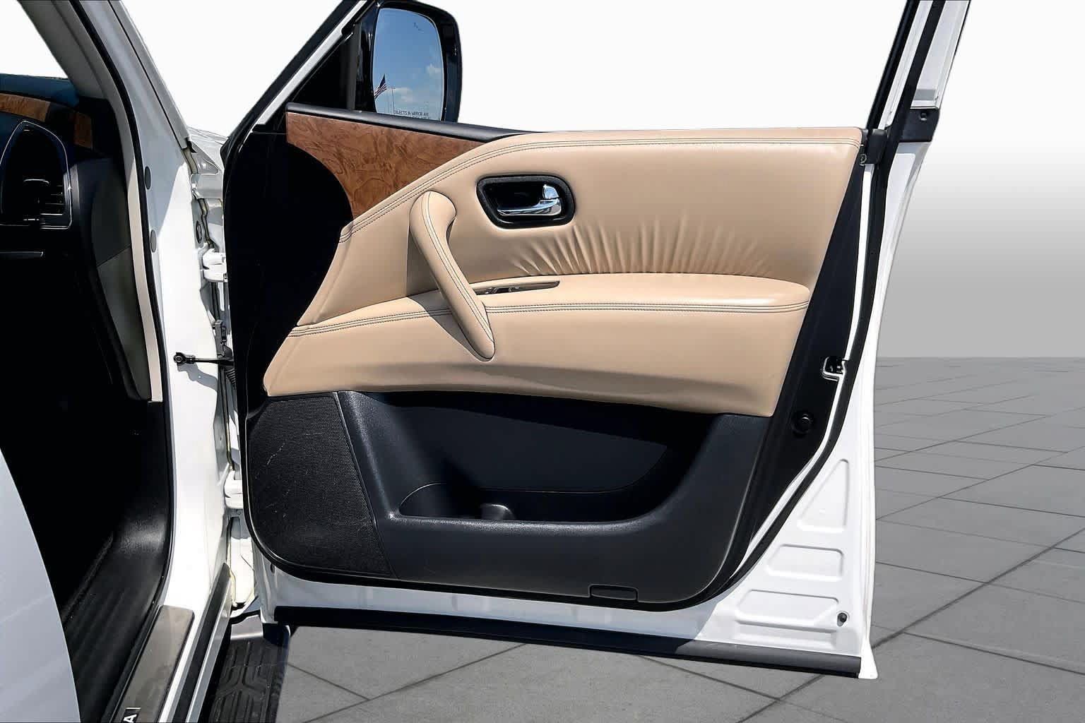Used 2022 Nissan Armada SL w/ Captain's Chairs Package RWD image 22