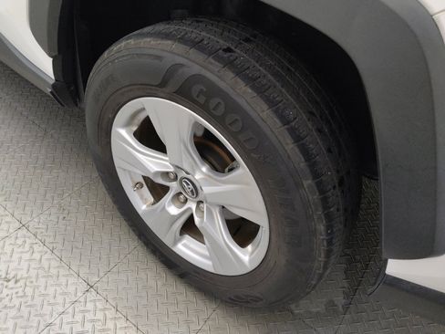 Used 2019 Toyota RAV4 XLE FWD image 31