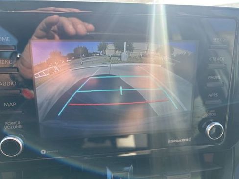 Used 2022 Toyota Corolla L image 11