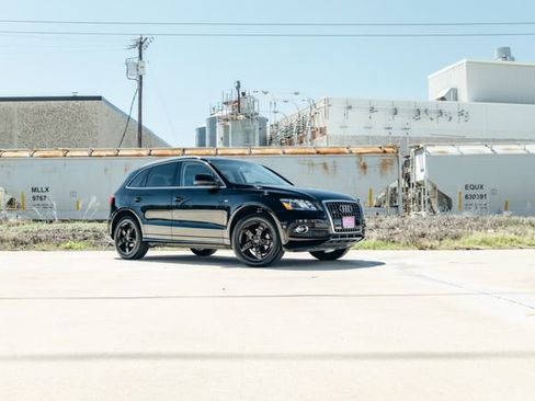 Used 2011 Audi Q5 3.2 Premium Plus w/ Audi MMI Navigation Plus Pkg image 35