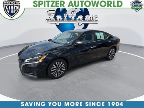 Used 2024 Nissan Altima 2.5 SV FWD image 4
