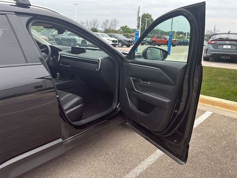 Used 2024 MAZDA CX-50 AWD 2.5 S w/ Cargo Package image 17