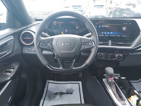 New 2026 Chevrolet Trax RS w/ Driver Confidence Package FWD image 16