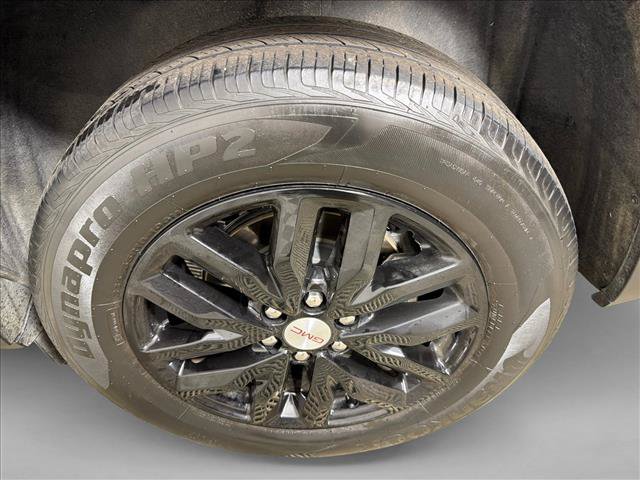 Used 2019 GMC Acadia SLT w/ LPO, Floor Liner Package FWD image 22