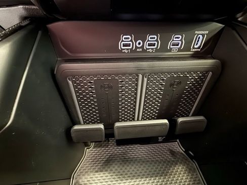 New 2026 RAM 1500 Limited w/ Trailer Tow Group AWD/4WD image 26