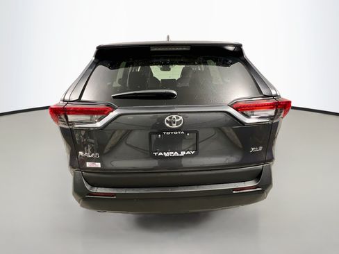 Used 2025 Toyota RAV4 XLE w/ Convenience Package FWD image 6
