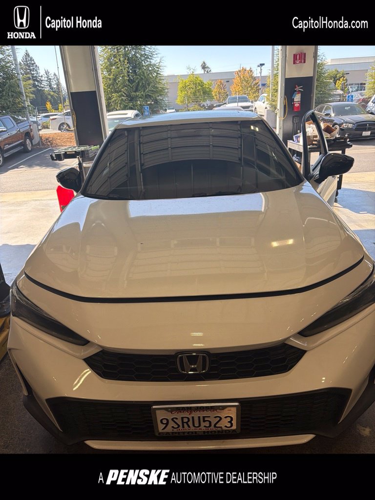 Used 2025 Honda Civic Sport image 1
