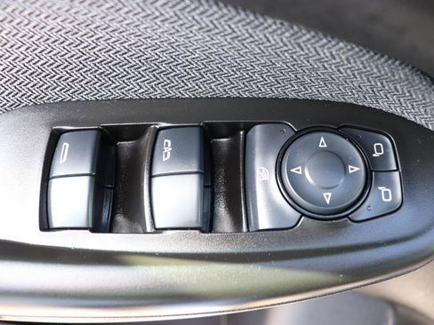 Used 2025 Chevrolet TrailBlazer LT image 39