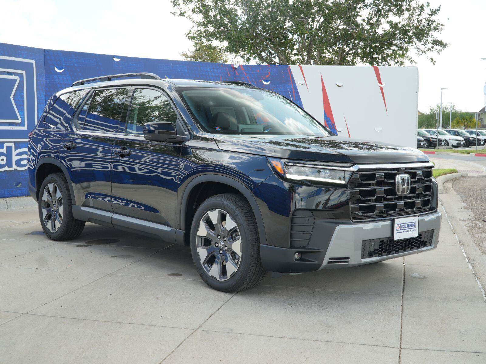 New 2026 Honda Pilot Elite image 3