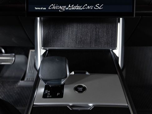 Used 2025 Land Rover Range Rover Long Wheelbase SE AWD/4WD image 24