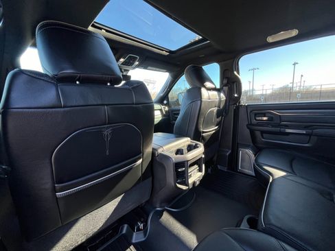 Used 2020 RAM 3500 Limited image 30