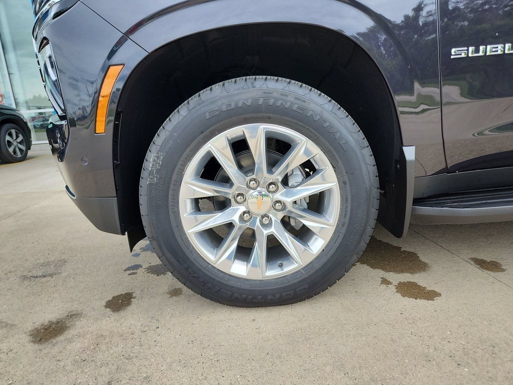 New 2026 Chevrolet Suburban Premier w/ Sun And Tow Package AWD/4WD image 29