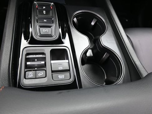 Used 2023 Honda Pilot TrailSport image 32