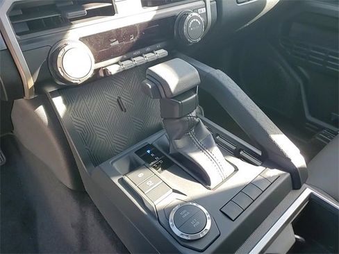 Used 2025 Toyota Tacoma SR5 image 18