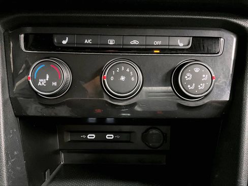 Used 2024 Volkswagen Tiguan S image 35