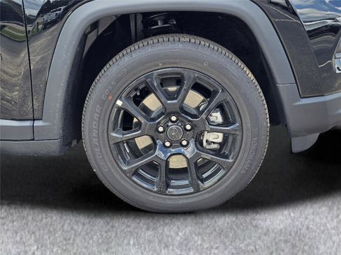 New 2026 Jeep Compass Latitude AWD/4WD image 6