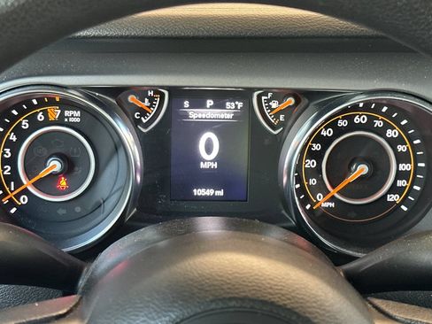 Used 2021 Jeep Gladiator Sport w/ Trailer Tow Package AWD/4WD image 30