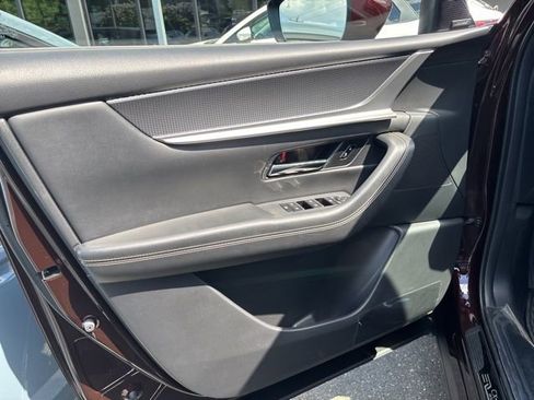Used 2024 MAZDA CX-90 Plug-In Hybrid w/ Premium Plus AWD/4WD image 7